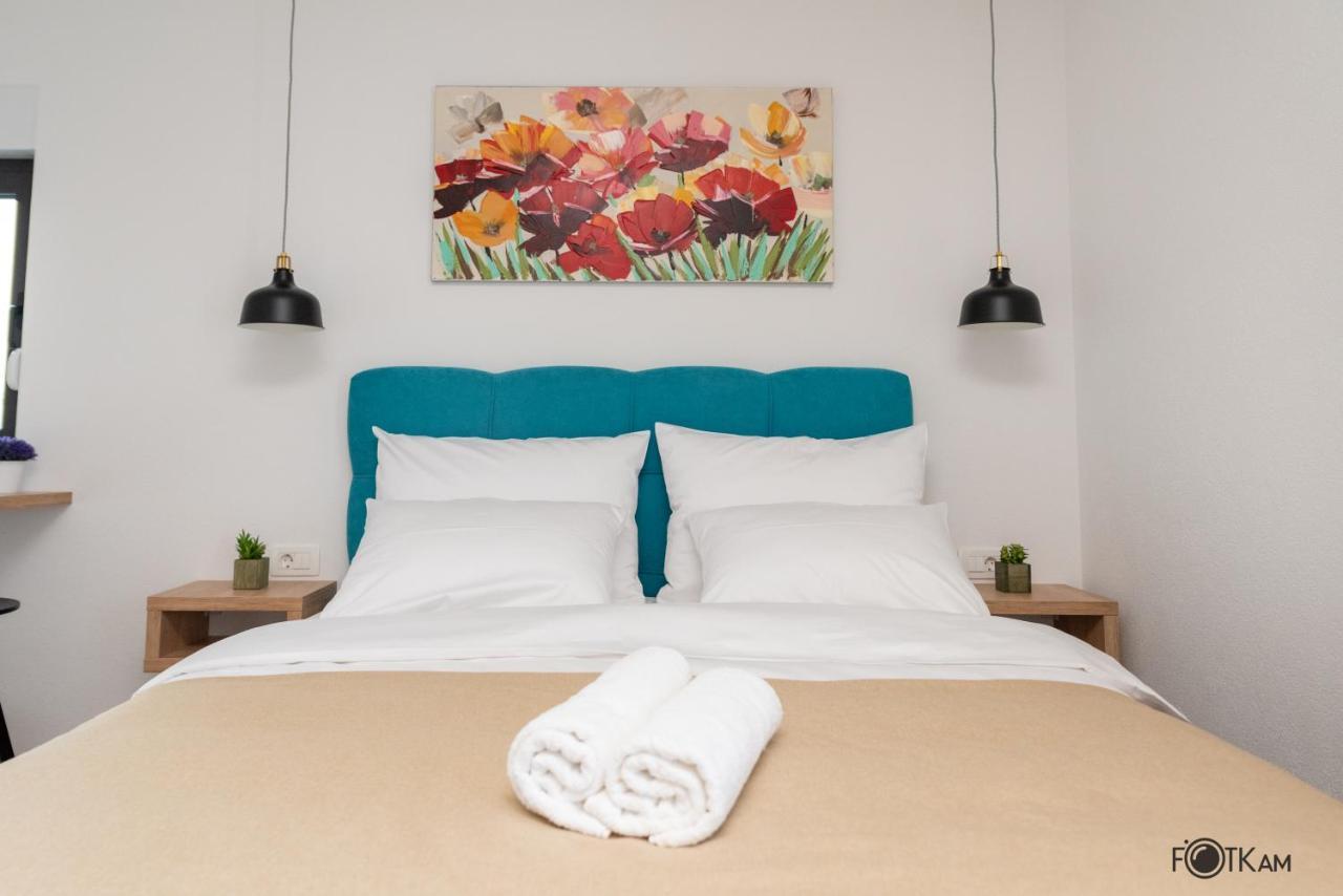 Libar Studio Apartments Baška Voda Kültér fotó
