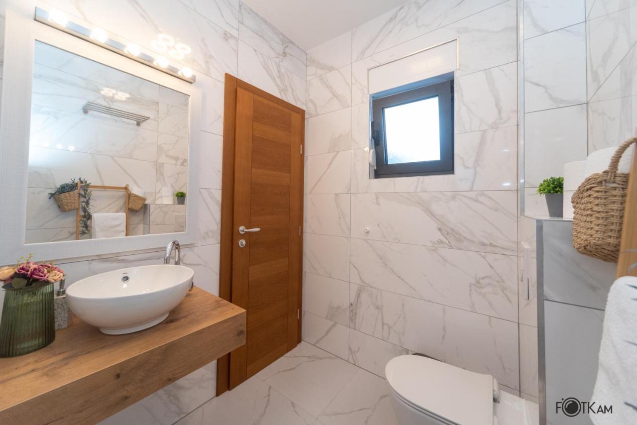 Libar Studio Apartments Baška Voda Kültér fotó