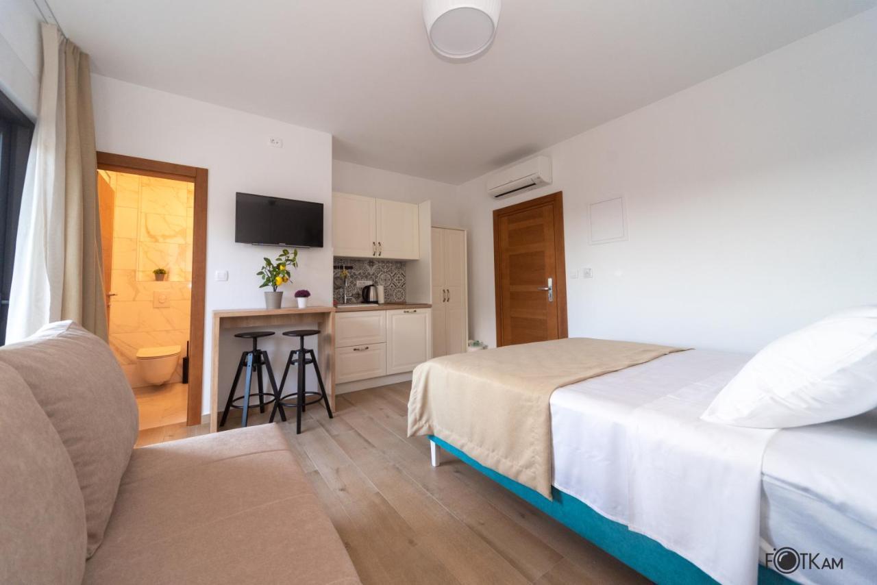 Libar Studio Apartments Baška Voda Kültér fotó