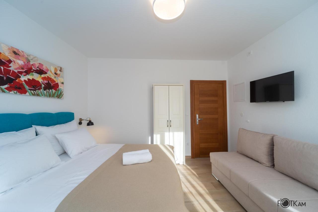 Libar Studio Apartments Baška Voda Kültér fotó
