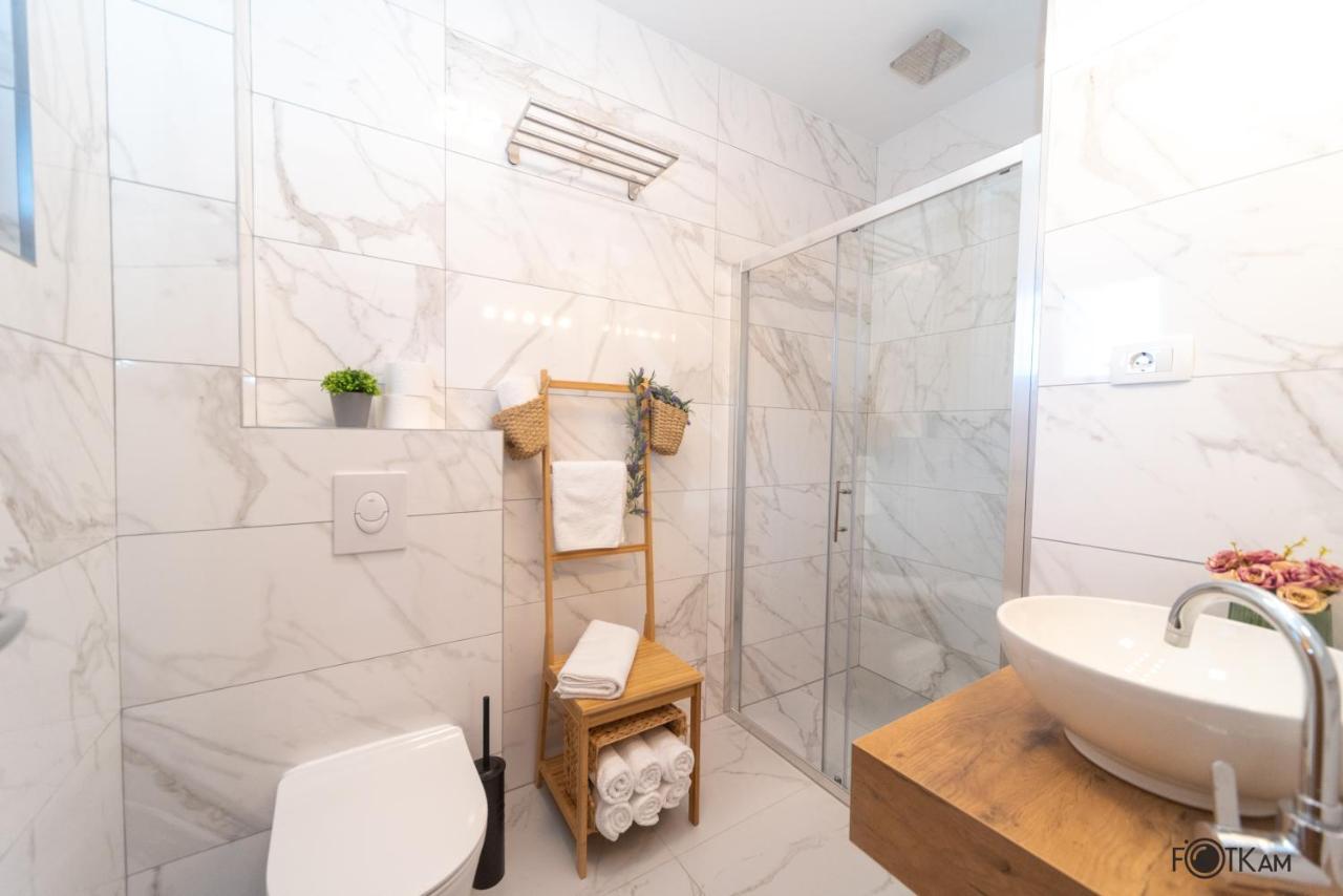 Libar Studio Apartments Baška Voda Kültér fotó